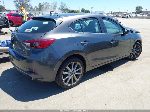 Mazda py 2018 3MZBN1L31JM256357 Image 4