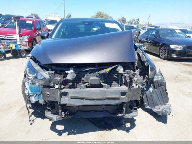 Mazda py 2018 3MZBN1L31JM256357 Image 6