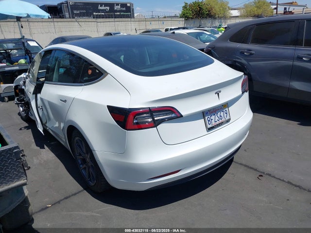 Tesla 2018 2018 5YJ3E1EA9JF059640 Image 3