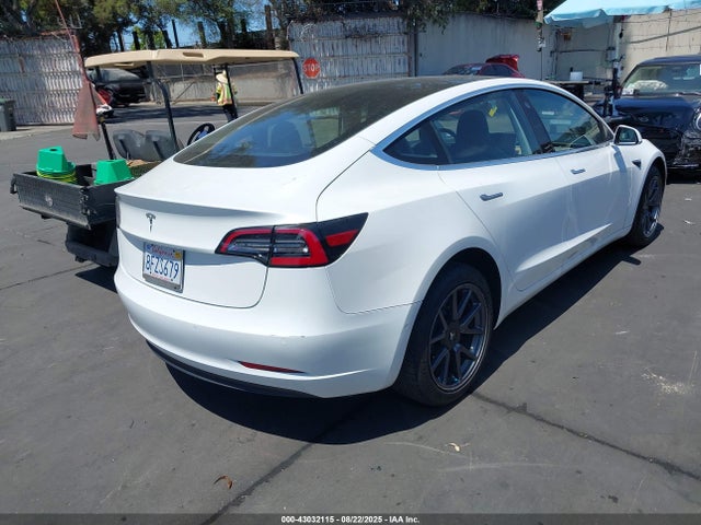 Tesla 2018 2018 5YJ3E1EA9JF059640 Image 4