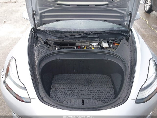 2018 TESLA MODEL 3 5YJ3E1EA8JF007061 Photo 9