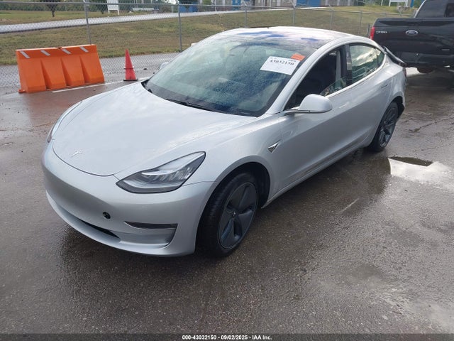 2018 TESLA MODEL 3 5YJ3E1EA8JF007061 Photo 1