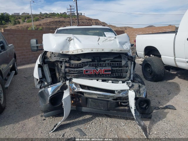 GMC lml 2014 1GD312C84EF142956 Image 6