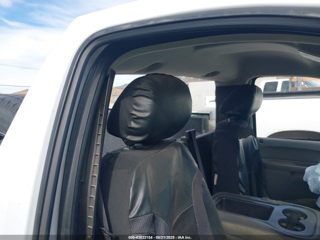 GMC lml 2014 1GD312C84EF142956 Image 8
