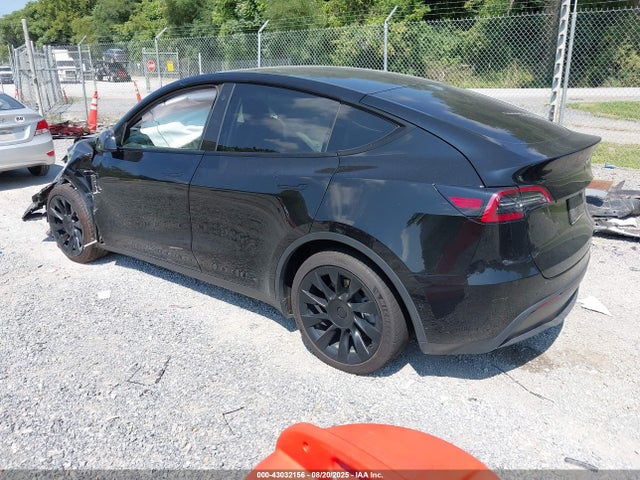 2021 TESLA MODEL Y 5YJYGDEE0MF204086 Photo 2