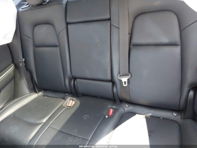 2021 TESLA MODEL Y 5YJYGDEE0MF204086 Photo 7