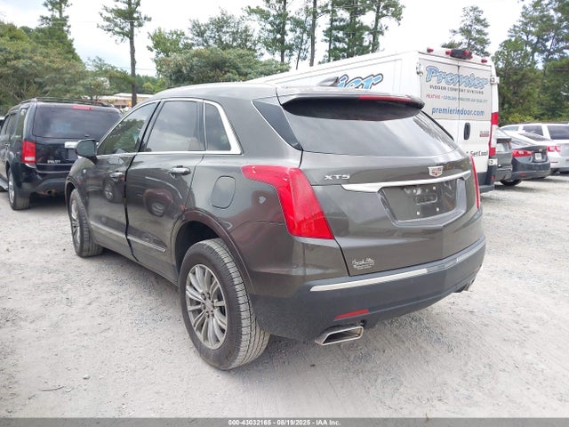 2019 CADILLAC XT5 1GYKNCRS9KZ196609 Photo 2