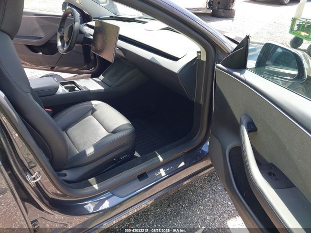 2024 TESLA MODEL 3 5YJ3E1EA3RF841279 Photo 4