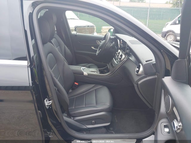 W1N0G8EB5NG068712 Mercedes-Benz m274