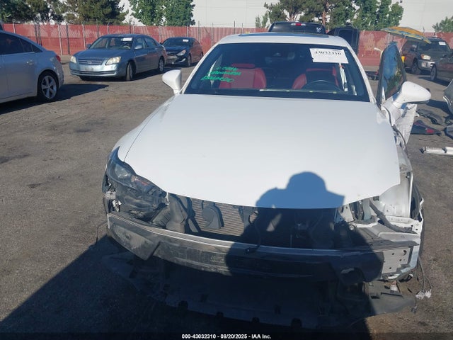 JTHGA1D26L5106651 Lexus 8ar-fts
