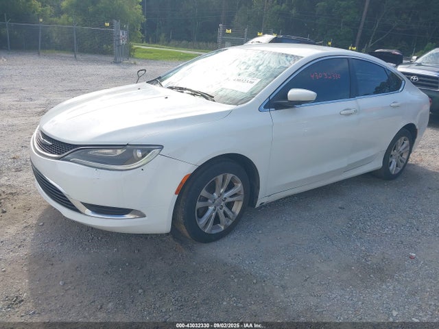 Chrysler 2015 2015 1C3CCCAB1FN721076 Image 2