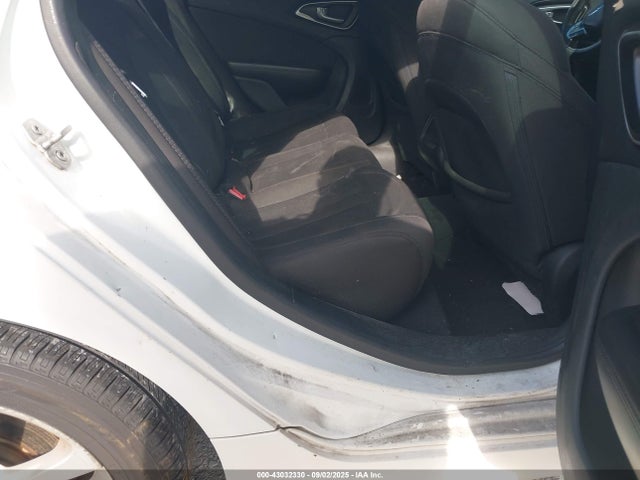 Chrysler 2015 2015 1C3CCCAB1FN721076 Image 8