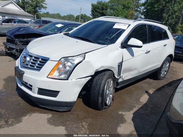 2015 CADILLAC SRX 3GYFNEE38FS556743 Photo 1