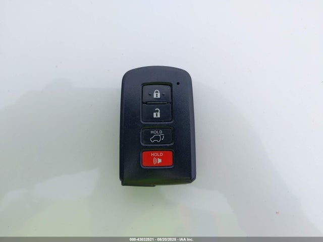 5TDDKRFH1FS156888 Toyota 2gr-fe