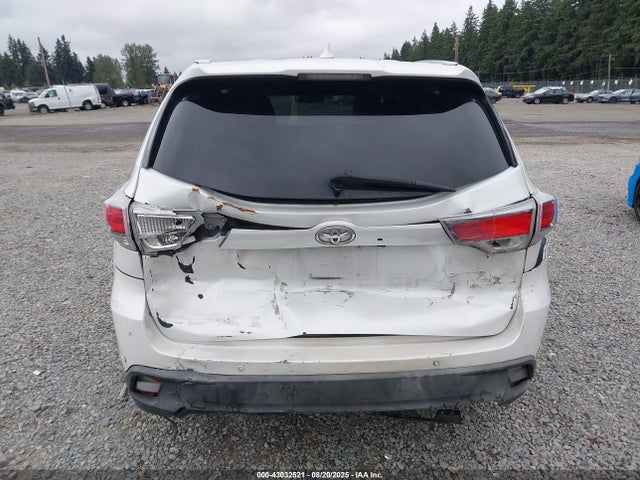 5TDDKRFH1FS156888 Toyota 2gr-fe