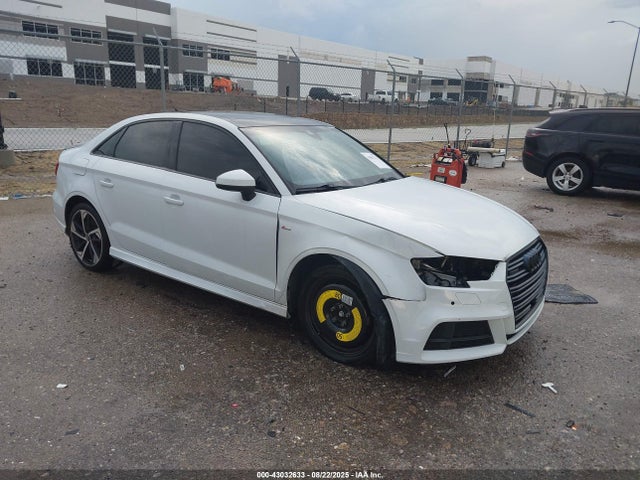2020 AUDI A3 WAUJEGFFXLA005518