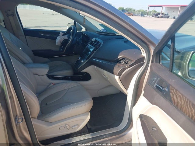 Lincoln 2.0l ecoboost 2018 5LMCJ3C99JUL18904 Image 5