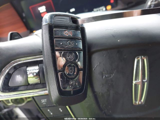 2021 LINCOLN NAVIGATOR 5LMJJ2LT2MEL19646 Photo 10