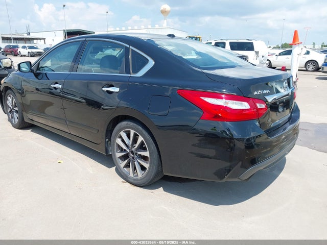 Nissan 2016 2016 1N4AL3AP1GC142381 Image 3