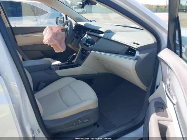 2024 CADILLAC XT5 1GYKNCR43RZ746849 Photo 4
