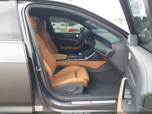 2024 AUDI RS 6 AVANT WUA1DBF23RN902108 Photo 4