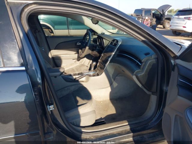 2015 CHEVROLET MALIBU 1G11B5SL4FF172680 Photo 4