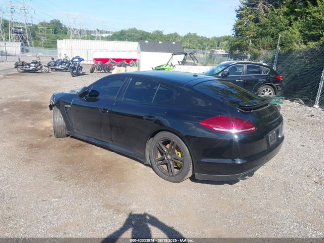 2013 PORSCHE PANAMERA WP0AA2A79DL015495 Photo 2