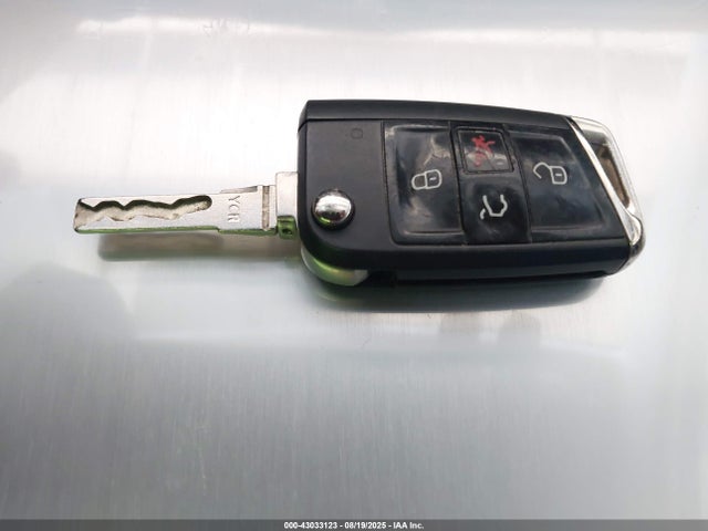 3VWC17AUXHM538148 Volkswagen 1.8 tsi