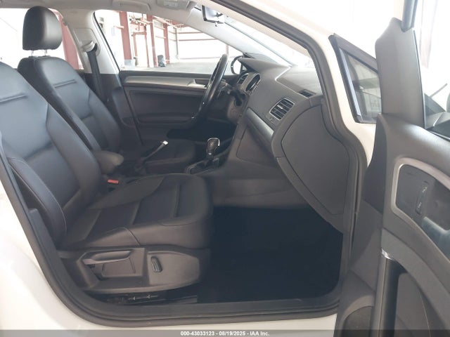 3VWC17AUXHM538148 Volkswagen 1.8 tsi