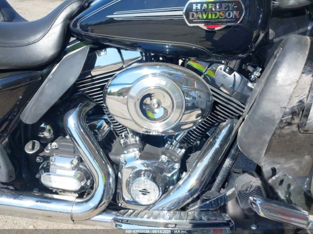 2013 HARLEY-DAVIDSON FLHTCU 1HD1FCM32DB646450 Photo 7