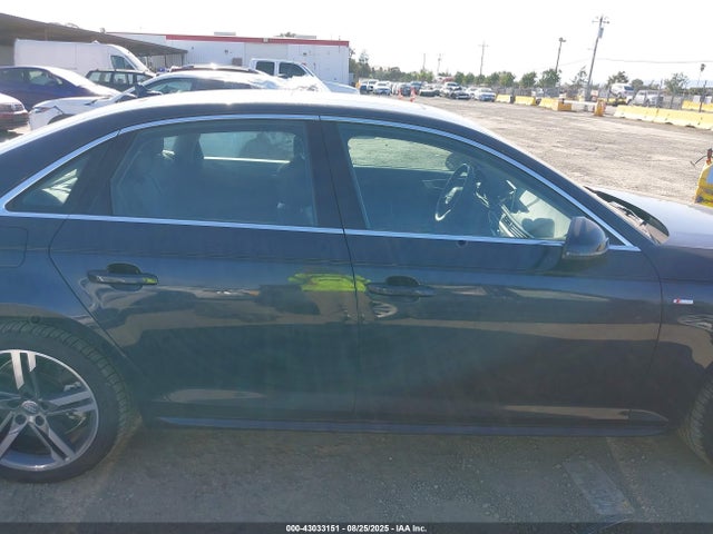 Audi A4 2018 WAUENAF48JN015659 Image 13