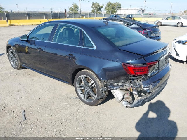 2018 AUDI A4 WAUENAF48JN015659 Photo 2