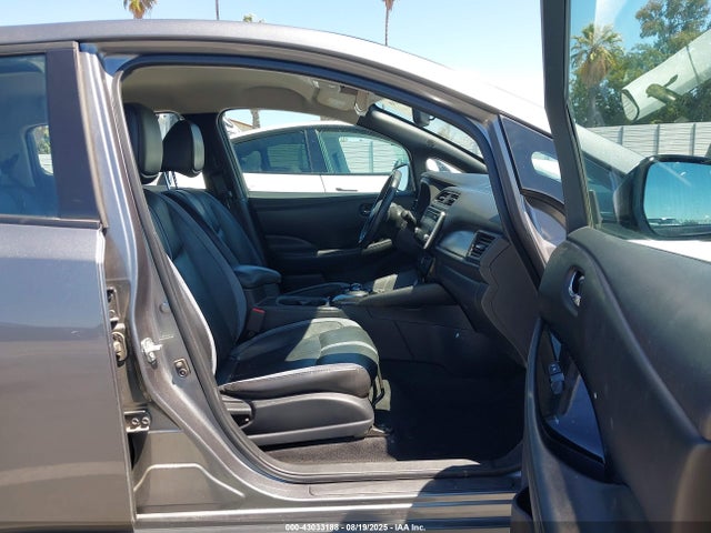 1N4AZ1CP1KC305748 Nissan Leaf