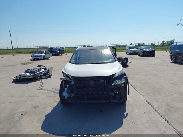 Nissan 2021 2021 JN8AT3CB2MW230043 Image 12