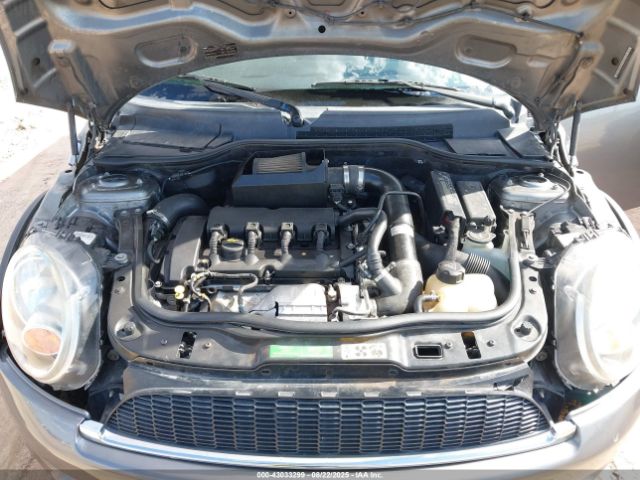 2009 MINI COOPER S CLUBMAN WMWMM33519TP93672 Photo 9