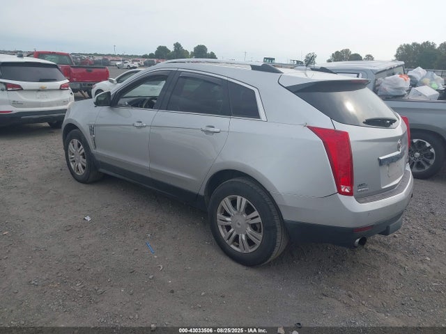 2011 CADILLAC SRX 3GYFNAEY3BS566935 Photo 2