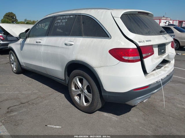 Mercedes-Benz m274 2018 WDC0G4JB2JV097817 Image 3