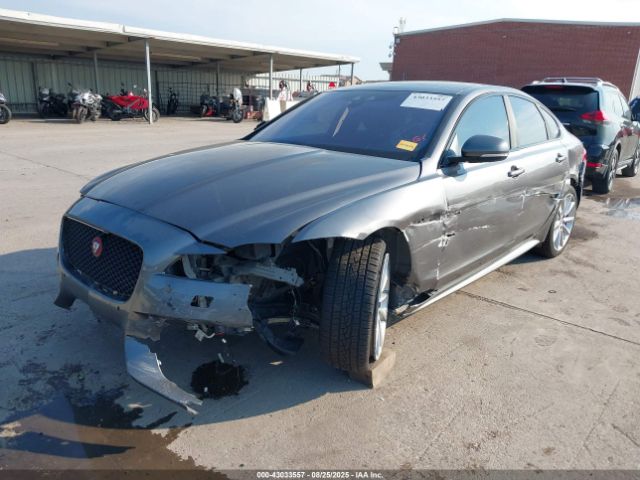 2017 JAGUAR XF SAJBL4BV2HCY29230 Photo 5