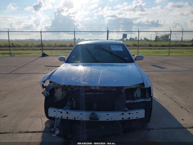 Chrysler 300 2019 2C3CCAPT3KH602100 Image 12