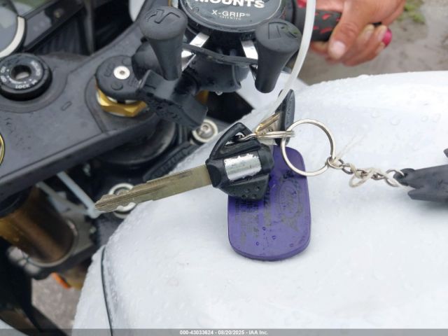 2017 SUZUKI GSX-R750 JS1GR7MA5H2102260 Photo 10