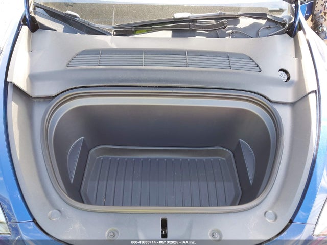 2024 TESLA MODEL Y 7SAYGDEE9RA251902 Photo 9