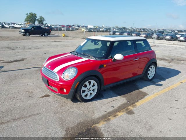 2008 MINI COOPER WMWMF335X8TT67729 Photo 1