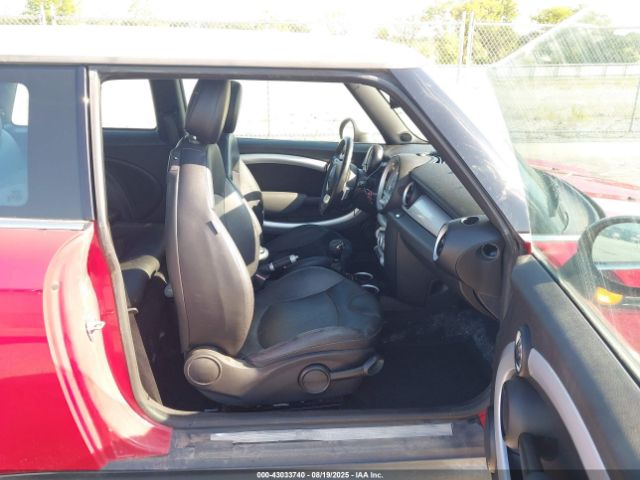 2008 MINI COOPER WMWMF335X8TT67729 Photo 4