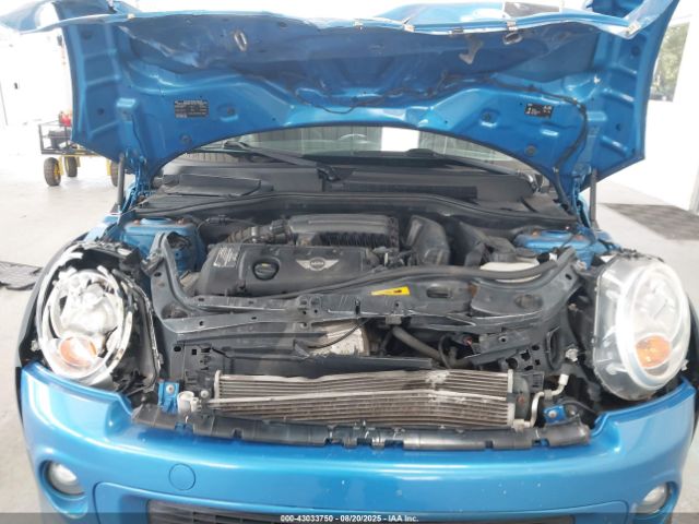 2011 MINI COOPER WMWSU3C50BT253145 Photo 9