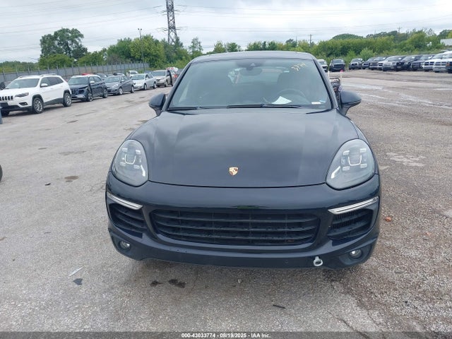 Porsche Cayenne 2015 WP1AF2A28FLA35678 Image 12
