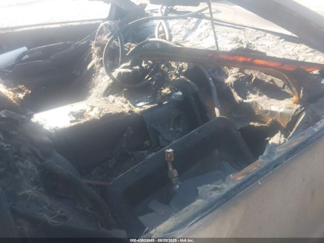 1981 DELOREAN DMC-12 SCEDT26T2BD003957 Photo 4