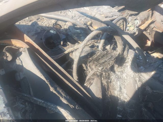 1981 DELOREAN DMC-12 SCEDT26T2BD003957 Photo 6