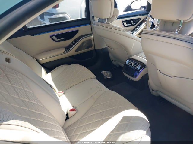 W1K6G7GB6MA028526 Mercedes-Benz m176