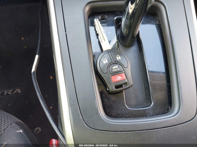 3N1AB7APXGY271864 Nissan 2016