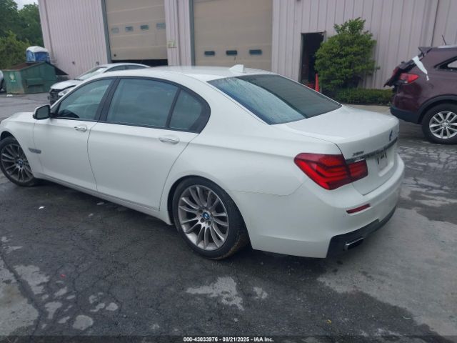 2015 BMW 750LI WBAYF8C55FD655101 Photo 2